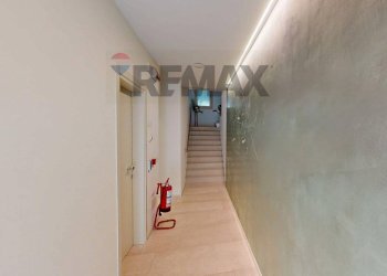 Hall / corridoio - Casa indipendente Valdobbiadene - foto 1