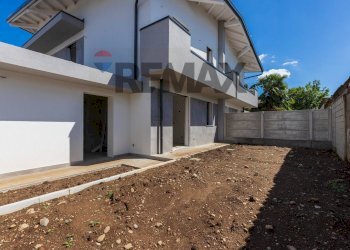 Casa all\'aperto - Casa semi indipendente Via G. Deledda
 
snc, Magnago - foto 4