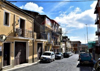 Edificio all\'aperto - Independent house Monterosso Almo - photo 8