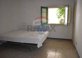 Camera / camera da letto - Independent house Monterosso Almo - photo 10