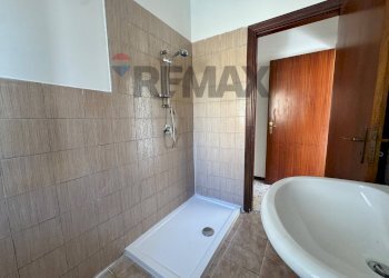 Bagno - Two-room apartment Via Giuseppe Galeano
 
2/b, Palermo - photo 22