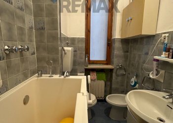 Bagno - Three-room apartment Verona - photo 8