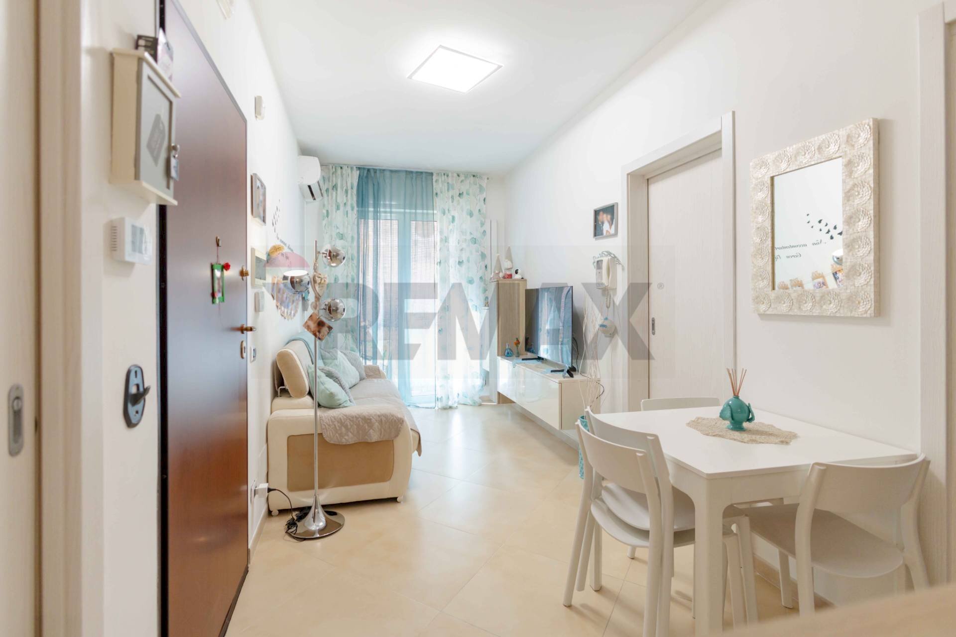 Sala da pranzo - Three-room apartment Via Francesco Fallacara
57, Triggiano - photo 3