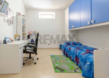 Camera / camera da letto - Three-room apartment Via Francesco Fallacara
 
57, Triggiano - photo 8