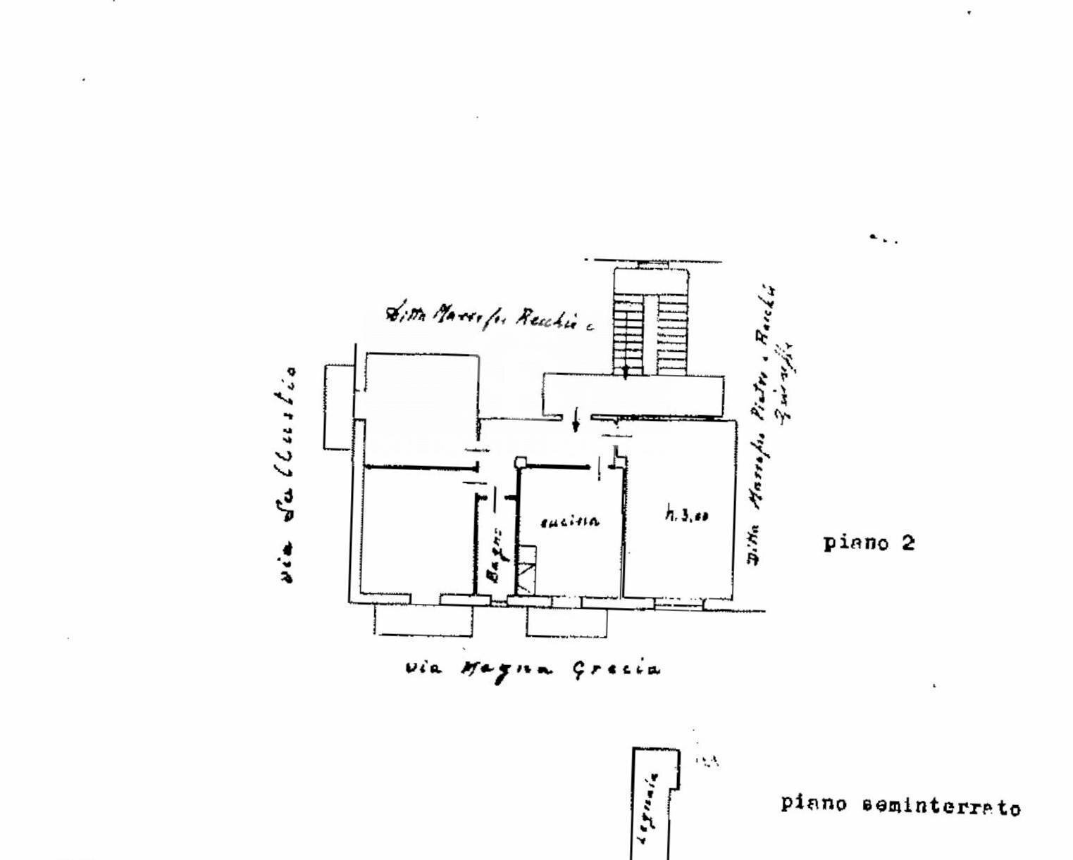 Foto 22 - Apartment Via Magna Grecia
 
34, Martina Franca - floor plans 1