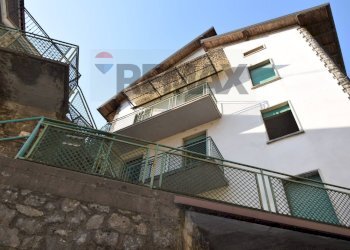 Edificio all\'aperto - Casa indipendente via ponti
 
9, Sedrina - foto 1
