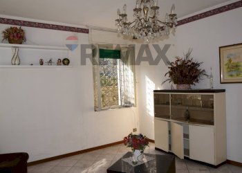 Soggiorno - Casa indipendente via ponti
 
9, Sedrina - foto 21