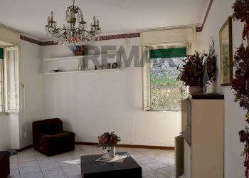 Soggiorno - Casa indipendente via ponti
 
9, Sedrina - foto 23