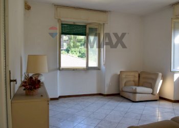 Soggiorno - Casa indipendente via ponti
 
9, Sedrina - foto 25