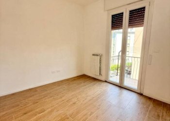 Camera da letto - Three-room apartment via Camillo Biseo, Brescia - photo 17