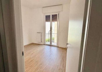 Camera da letto - Three-room apartment via Camillo Biseo, Brescia - photo 23