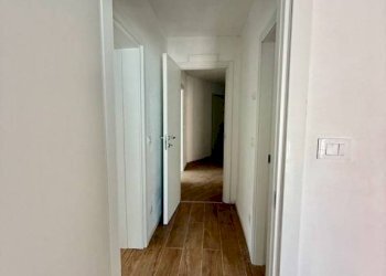 Corridoio - Three-room apartment via Camillo Biseo, Brescia - photo 30