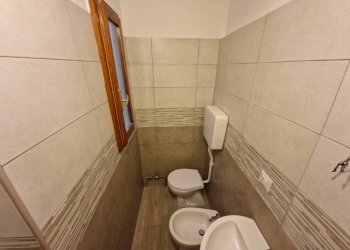 Bagno - One-room apartment via San Felice, Bologna (neighborhood Centro Storico) - photo 17