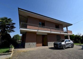 Facciata - Villa via Serra Cora, Monale - photo 4