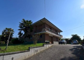 Facciata - Villa via Serra Cora, Monale - foto 43