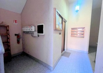 Interno palazzo - Stable - Palace via Santa Croce, 16, Moncalieri - photo 3