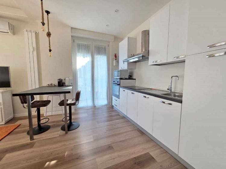 Cucina - Loft via Pianezza, 6, Torino (zona San Donato) - foto 1