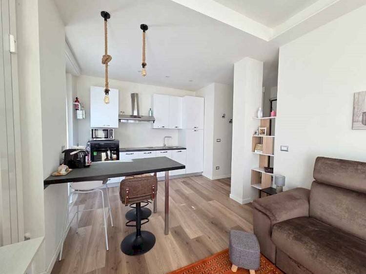 Cucina - Loft via Pianezza, 6, Torino (zona San Donato) - foto 3