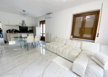 Salone - Bilocale via al Santuario, 5, Vicoforte - foto 6