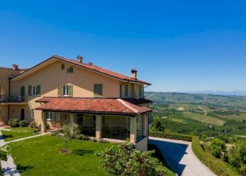 Vista - Villa Diano d'Alba - foto 2