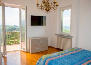 Camera da letto - Villa Diano d'Alba - foto 11