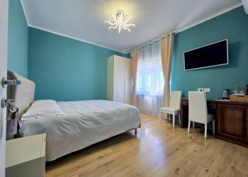 Camera da letto - Villa Diano d'Alba - foto 13