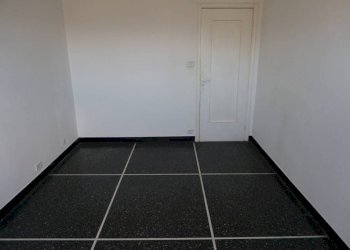 Camera da letto - Trilocale via dei Landi, 16, Genova (zona Sampierdarena) - foto 7