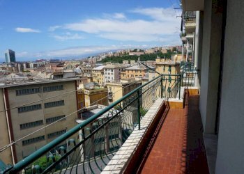 Balcone - Trilocale via dei Landi, 16, Genova (zona Sampierdarena) - foto 13