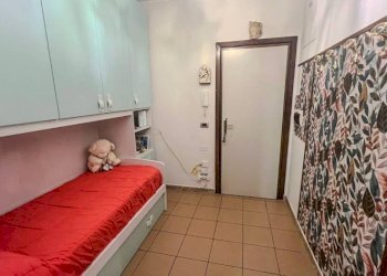 Camera da letto - Appartamento via Robert Baden Powell, 16, Genova (zona Sampierdarena) - foto 14
