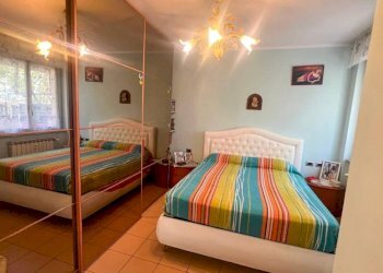 Camera da letto - Appartamento via Robert Baden Powell, 16, Genova (zona Sampierdarena) - foto 15
