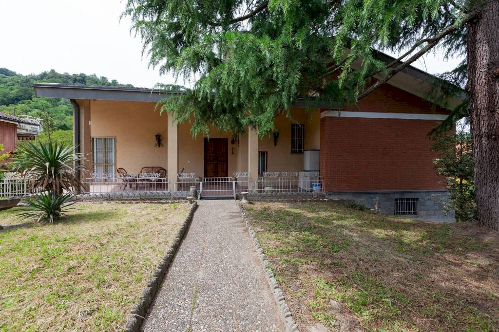 Giardino - Villa strada Bardassano, 24, Castiglione Torinese - foto 3