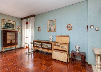 Salone - Villa strada Bardassano, 24, Castiglione Torinese - foto 9