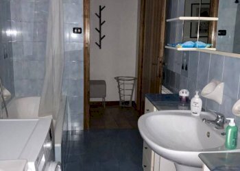 Bagno - Two-room apartment via dell'Oro, Bologna (neighborhood Colli) - photo 12