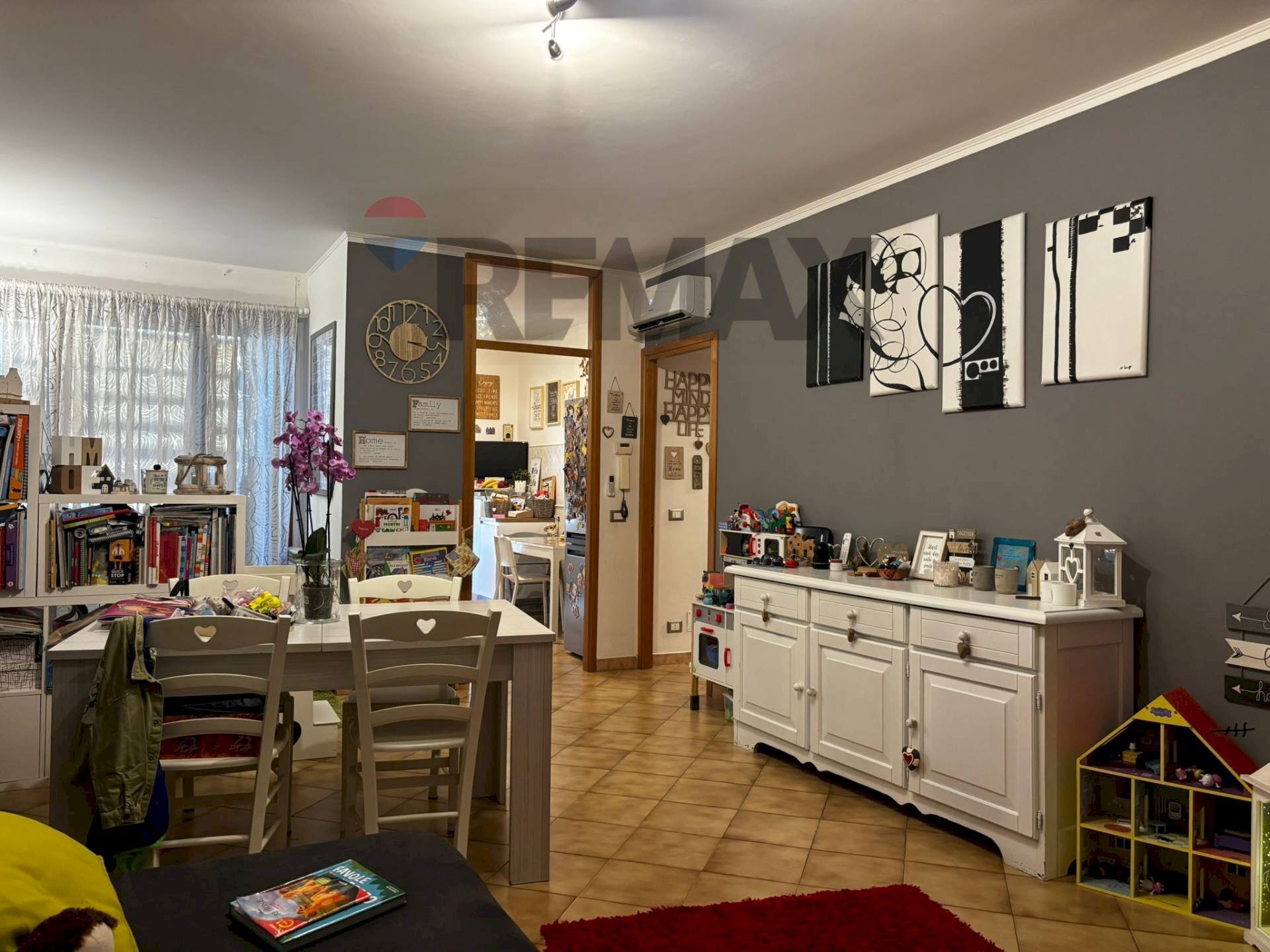 Sala da pranzo - Three-room apartment Viale Antonio Ciamarra
 
262, Roma - photo 1