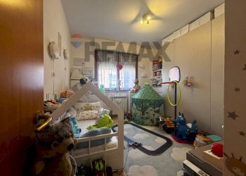 Camera / camera da letto - Three-room apartment Viale Antonio Ciamarra
262, Roma - photo 12