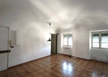 Soggiorno - Three-room apartment salita Superiore San Rocchino, Genova (neighborhood Castelletto) - photo 4