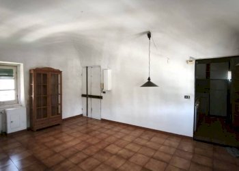 Soggiorno - Three-room apartment salita Superiore San Rocchino, Genova (neighborhood Castelletto) - photo 5
