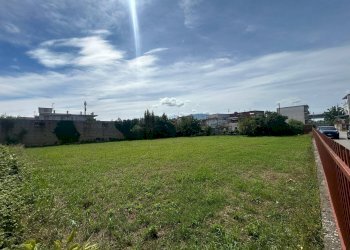 Foto 2 - Terreno agricolo Via Ugo Foscolo, Casalnuovo di Napoli - foto 2