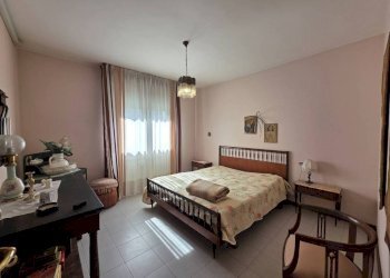Camera da letto - Trilocale via Ilaria Alpi, Parma - foto 9
