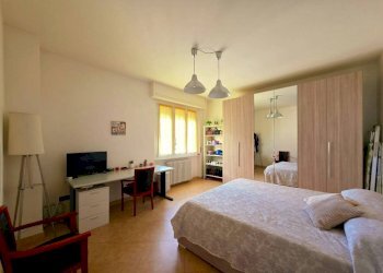 Camera da letto - Trilocale strada Gedeone Ferrarini, Parma - foto 10