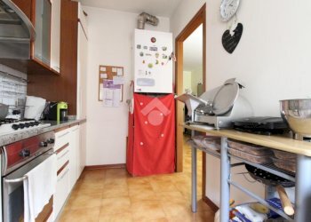 Three-room apartment Via Canale, Casalgrande - photo 4