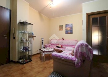Three-room apartment Via Canale, Casalgrande - photo 6