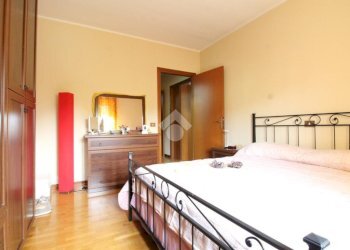 Three-room apartment Via Canale, Casalgrande - photo 8