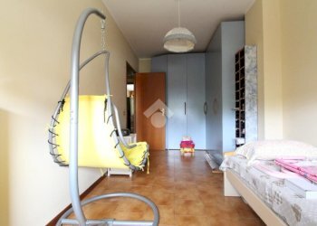 Three-room apartment Via Canale, Casalgrande - photo 11