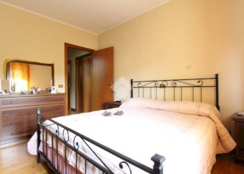 Three-room apartment Via Canale, Casalgrande - photo 21