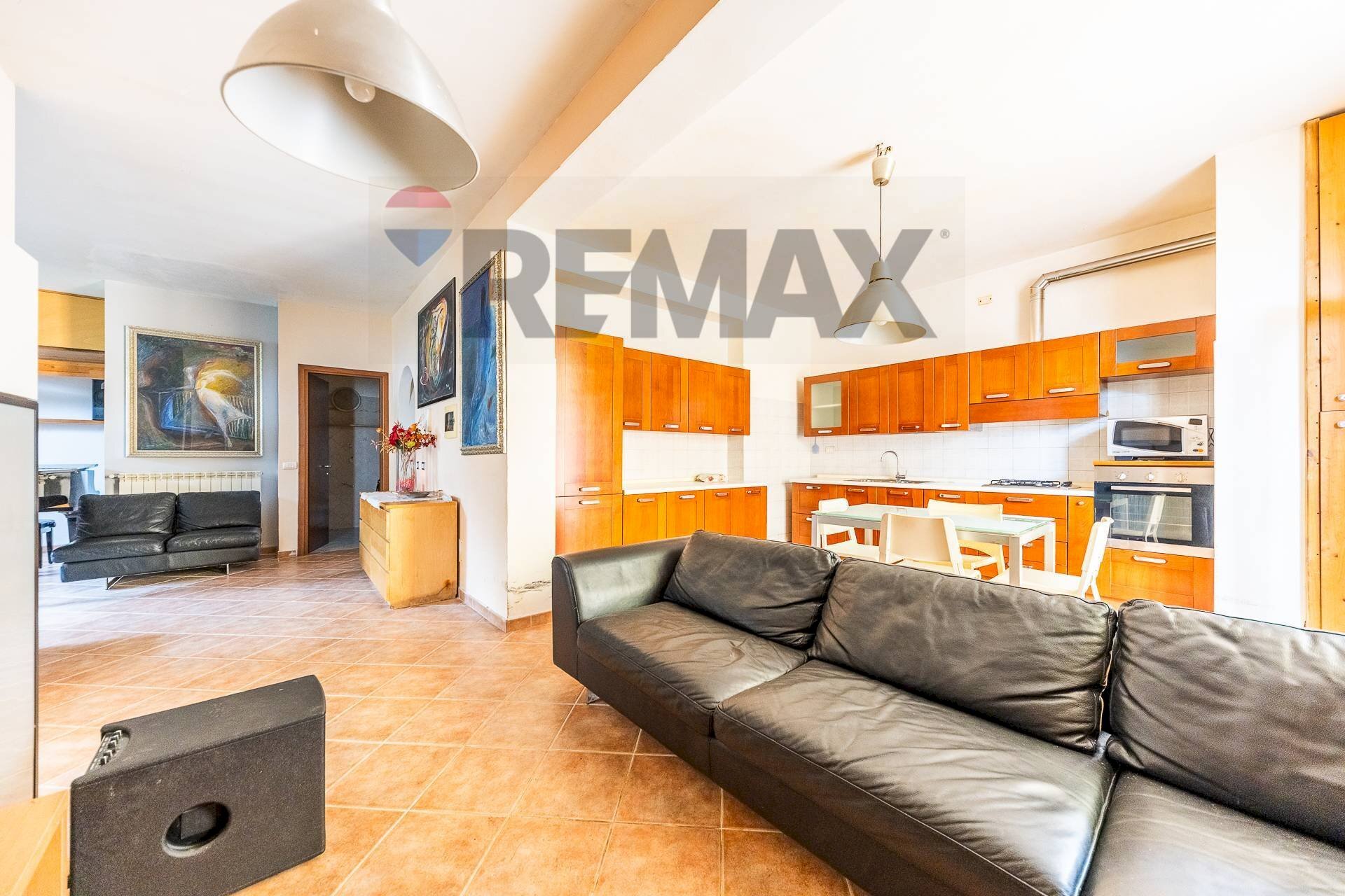 Soggiorno - Three-room apartment Via Eraclito
19, Albano Laziale - photo 2