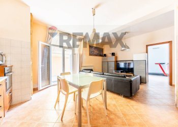 Sala da pranzo - Three-room apartment Via Eraclito
19, Albano Laziale - photo 4