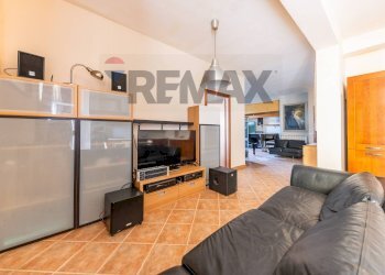 Soggiorno - Three-room apartment Via Eraclito
19, Albano Laziale - photo 9