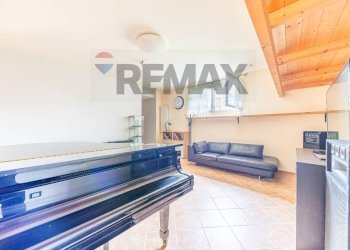 Soggiorno - Three-room apartment Via Eraclito
19, Albano Laziale - photo 10