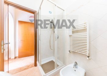 Bagno - Three-room apartment Via Eraclito
19, Albano Laziale - photo 19